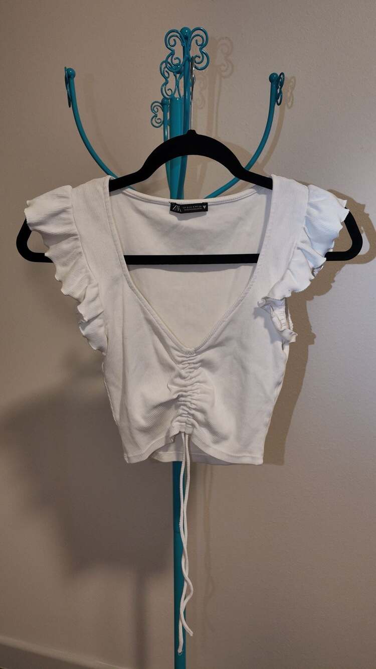 Zara Ruched Front Ruffle Sleeve Crop Top – Size S